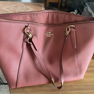 COACH Leather Tote in Dusty Rose Pink with Gold Hardware